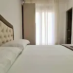 Farah\'S House
